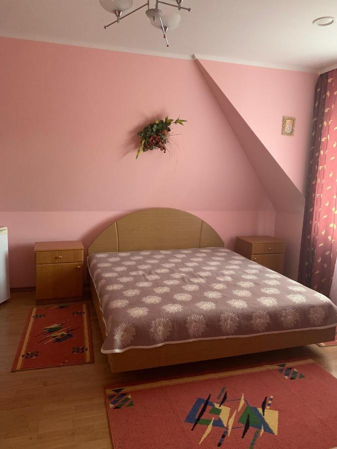 Bed and Breakfast Комфортабельный Коттедж Sviťaz Exteriér fotografie